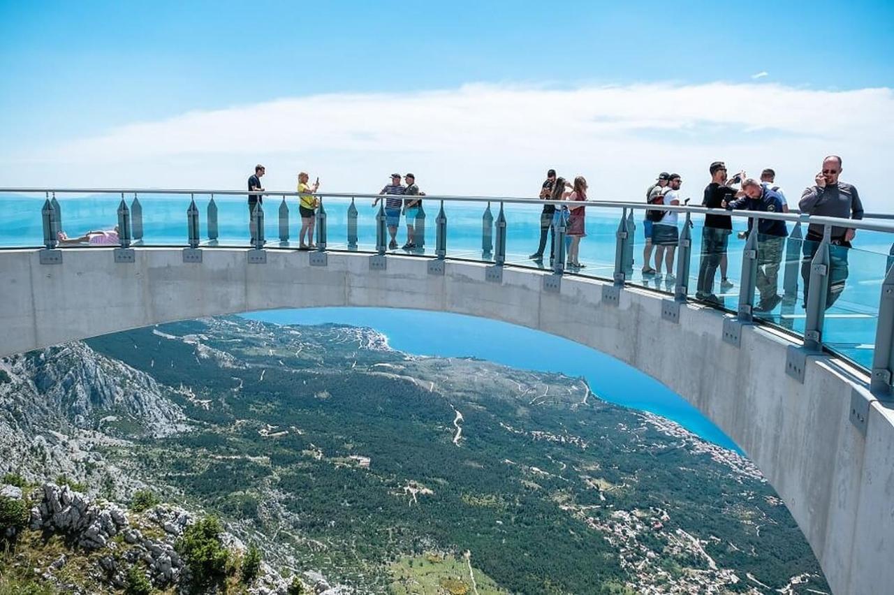 Apartments & Restaurant Galeb Marusici  Zewnętrze zdjęcie